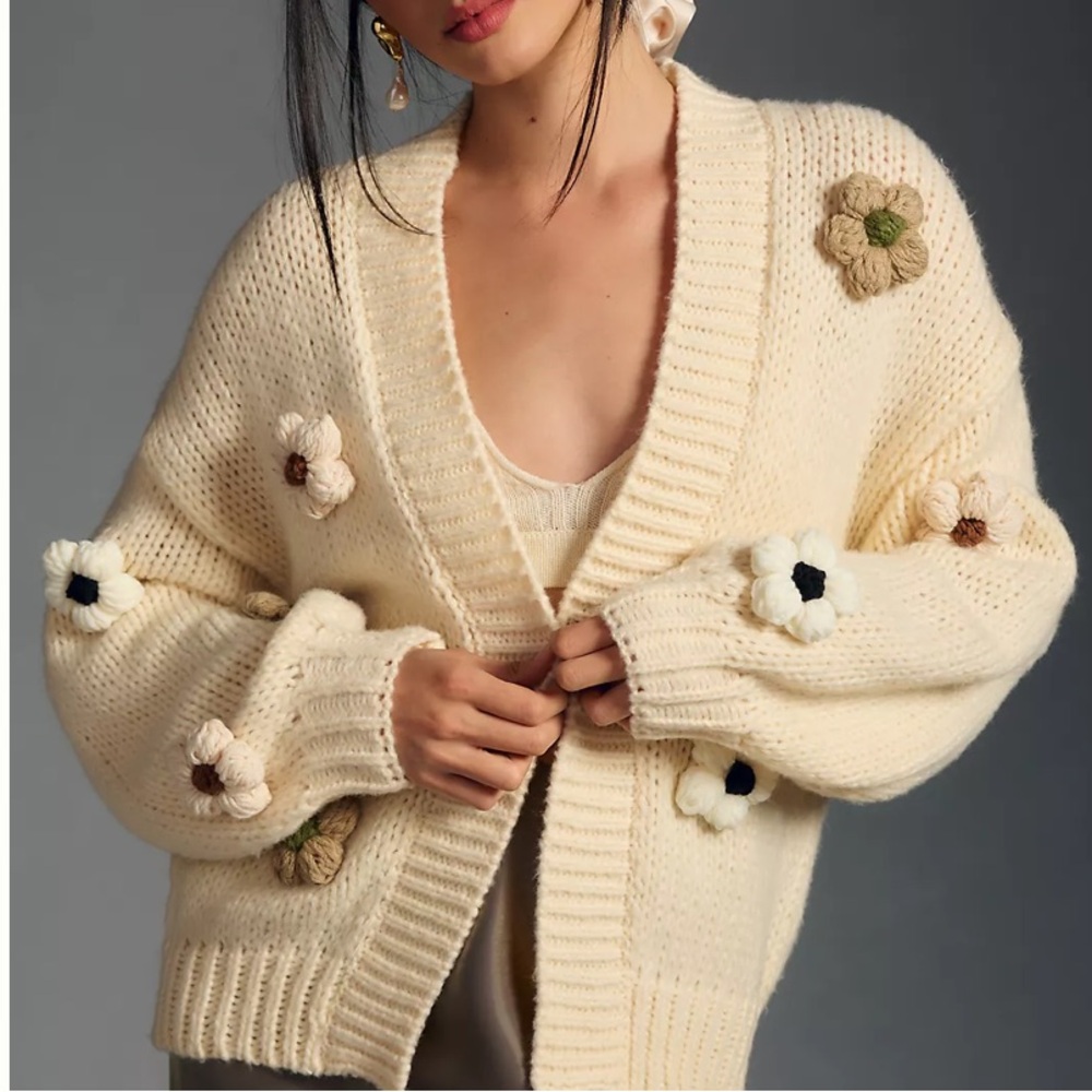 Anthropologie 💕💕Floral Embellished Cream Cardigan Sweater